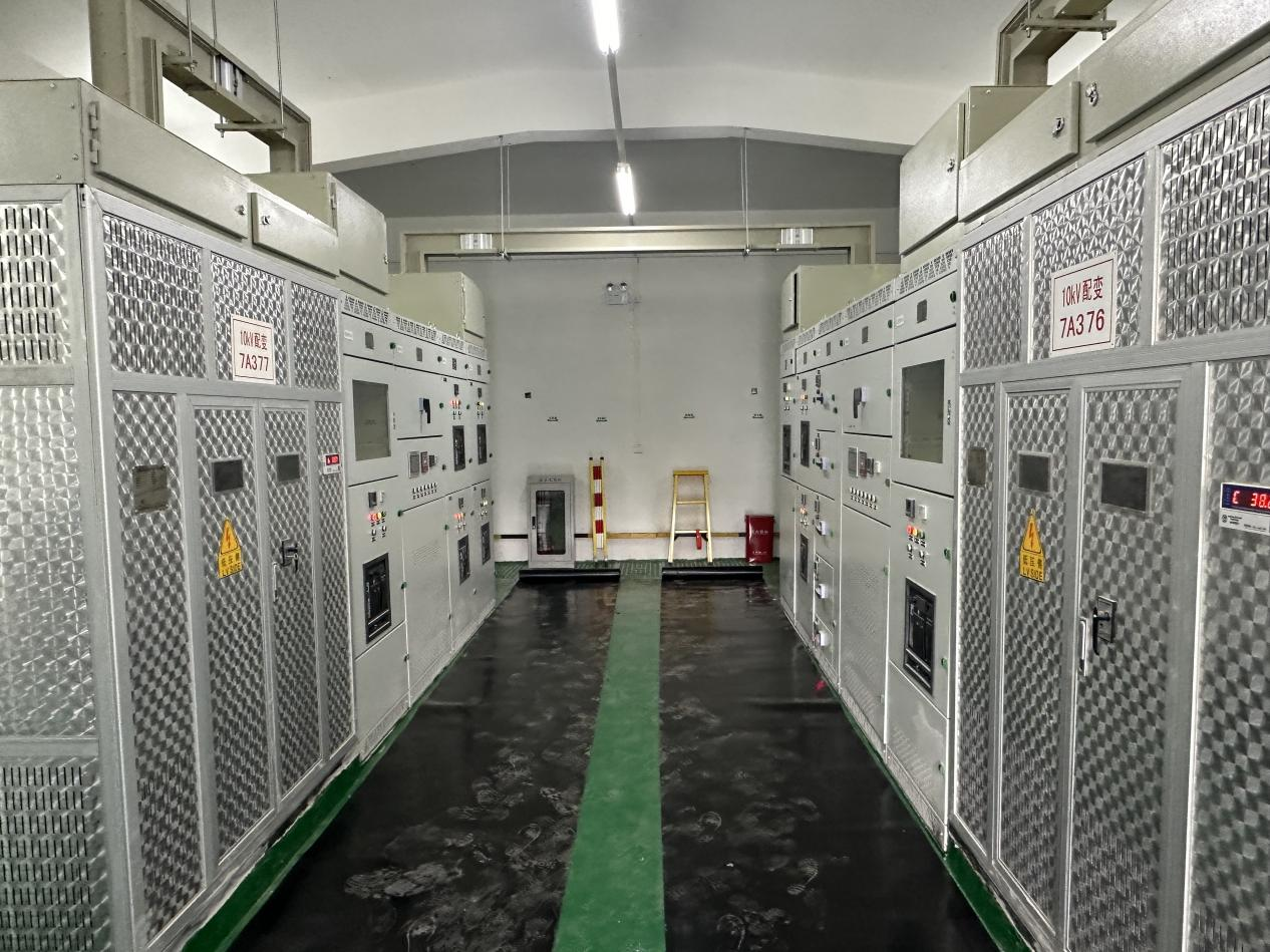 熱烈祝賀！大華·鉑金悅府項目送電成功！